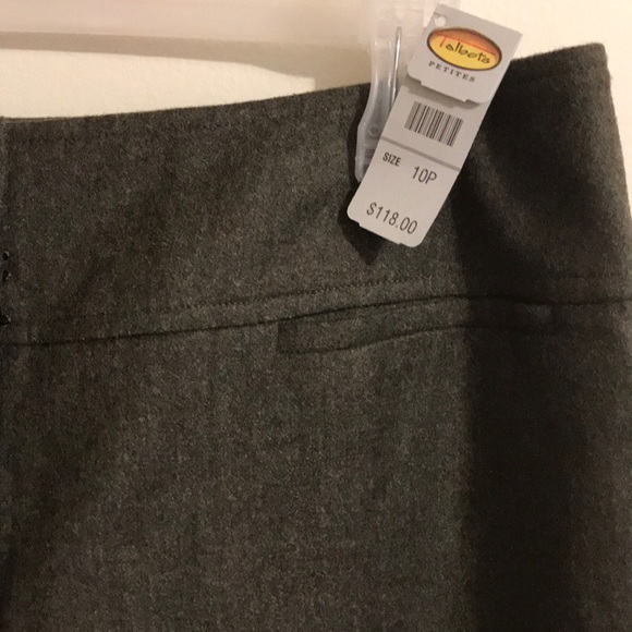 TALBOTS Women’s Flat Front pants - Picture 3 of 5